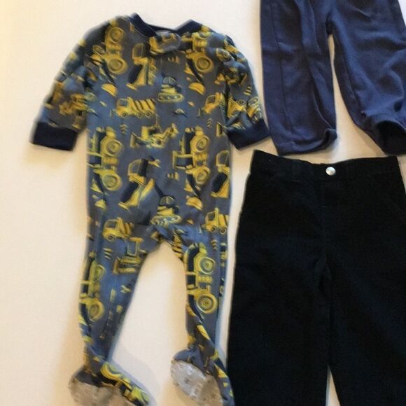 Carter’s Lot Of 5 pants and pajamas 12m boys - Picture 6 of 8